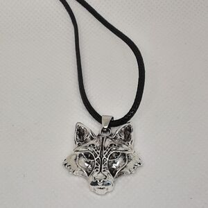 New Silvertone Wolf Necklace Black Faux Leather Cord Nature Animals Wildlife